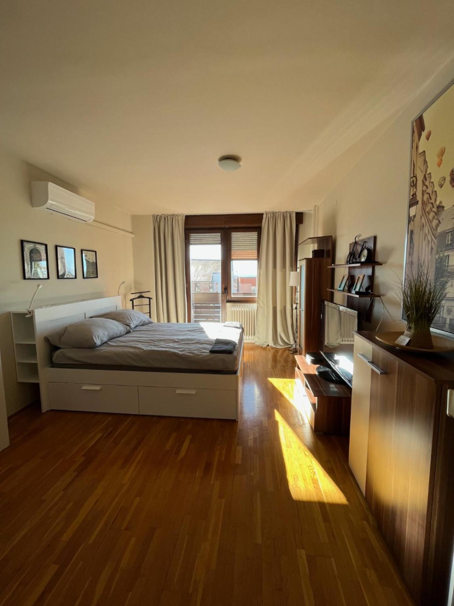 Kacsoh Apartman Pecs Exterior photo
