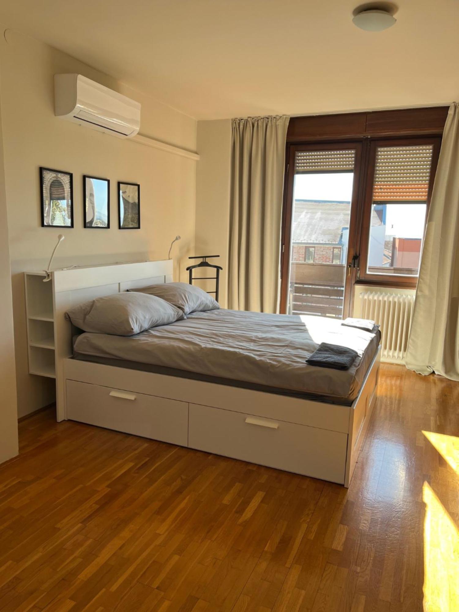 Kacsoh Apartman Pecs Exterior photo